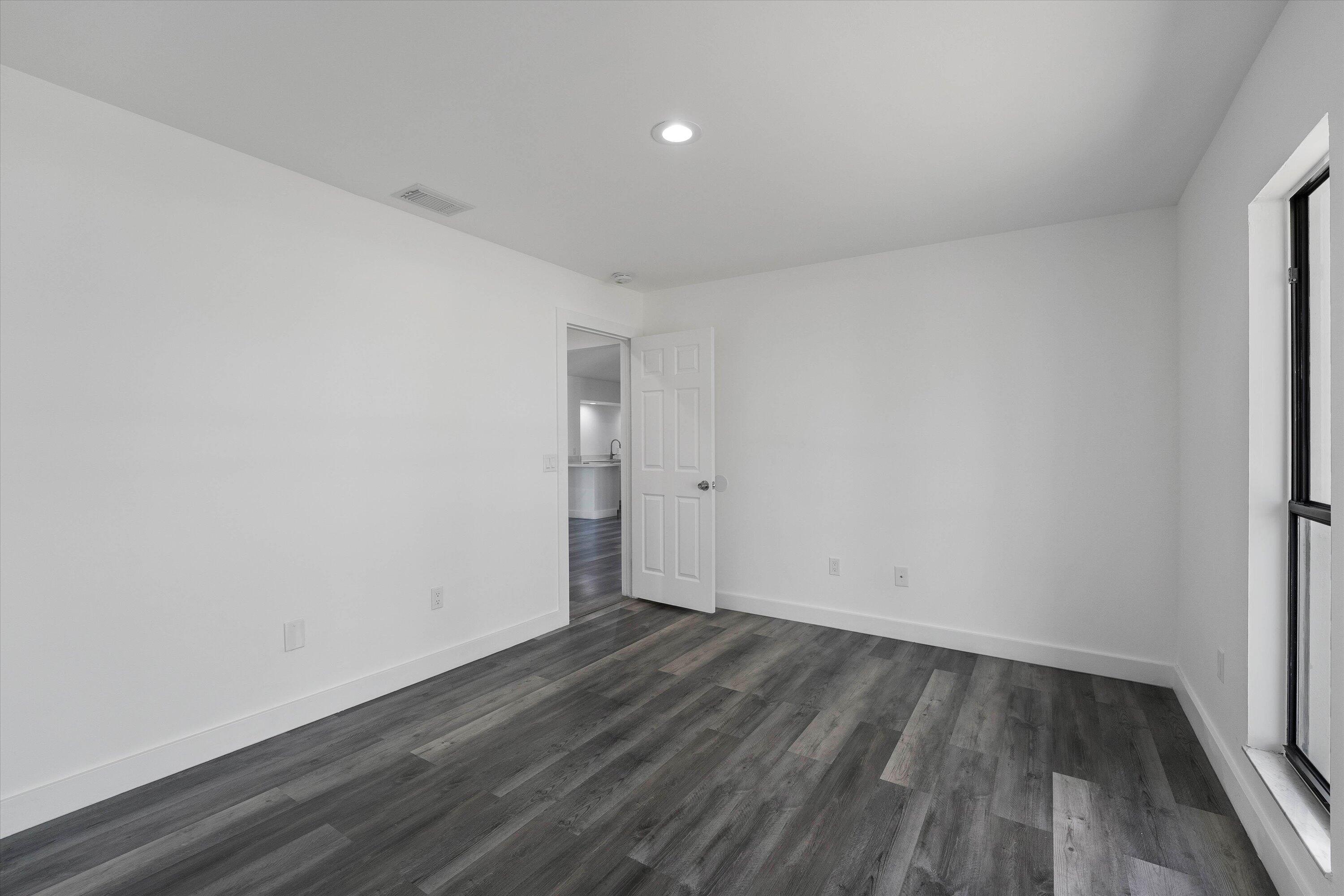 1991 Southwest Gemini Lane Port St. Lucie, FL 34984 - Photo 20 of 33 015