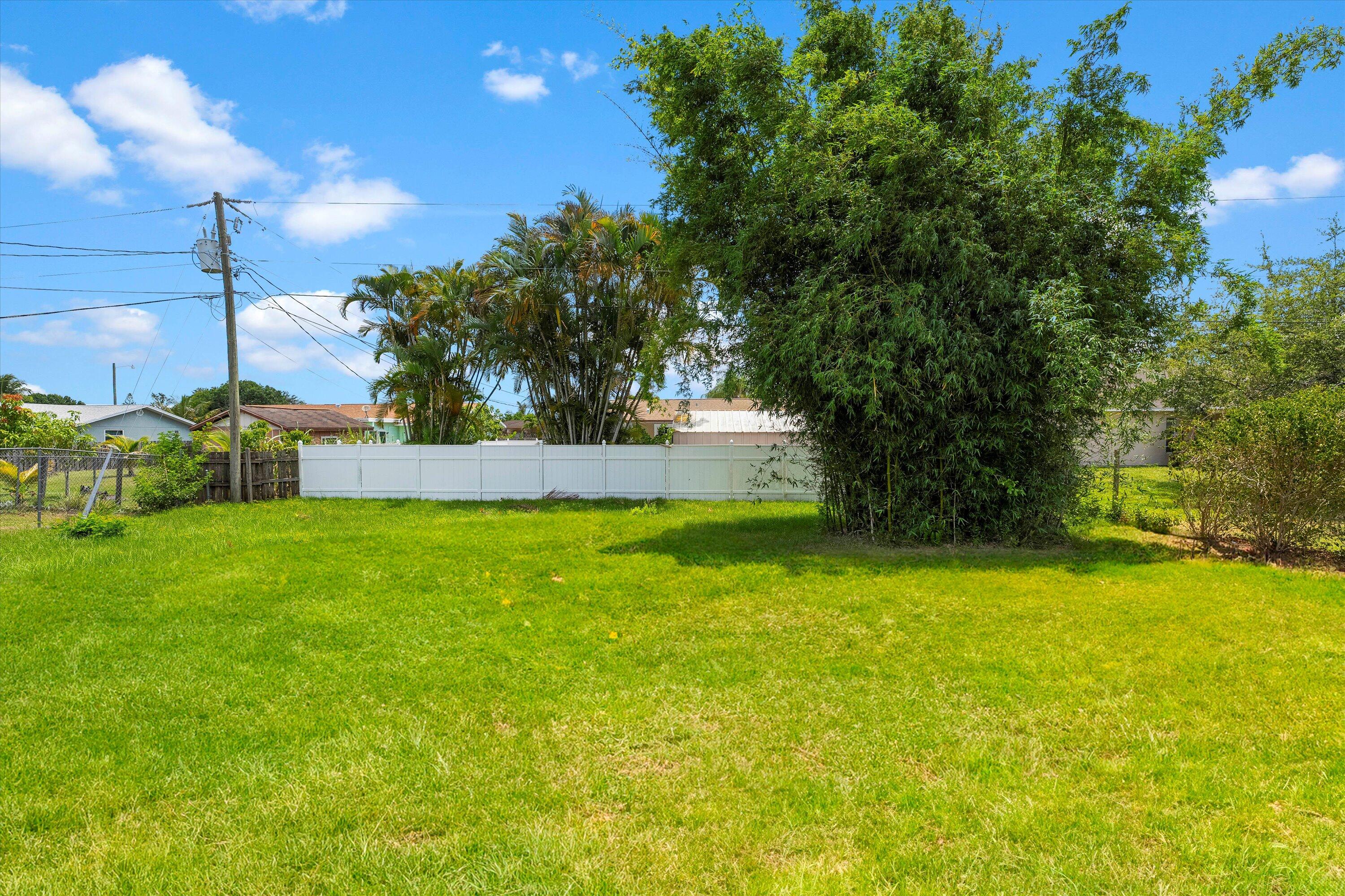 1991 Southwest Gemini Lane Port St. Lucie, FL 34984 - Photo 29 of 33 023