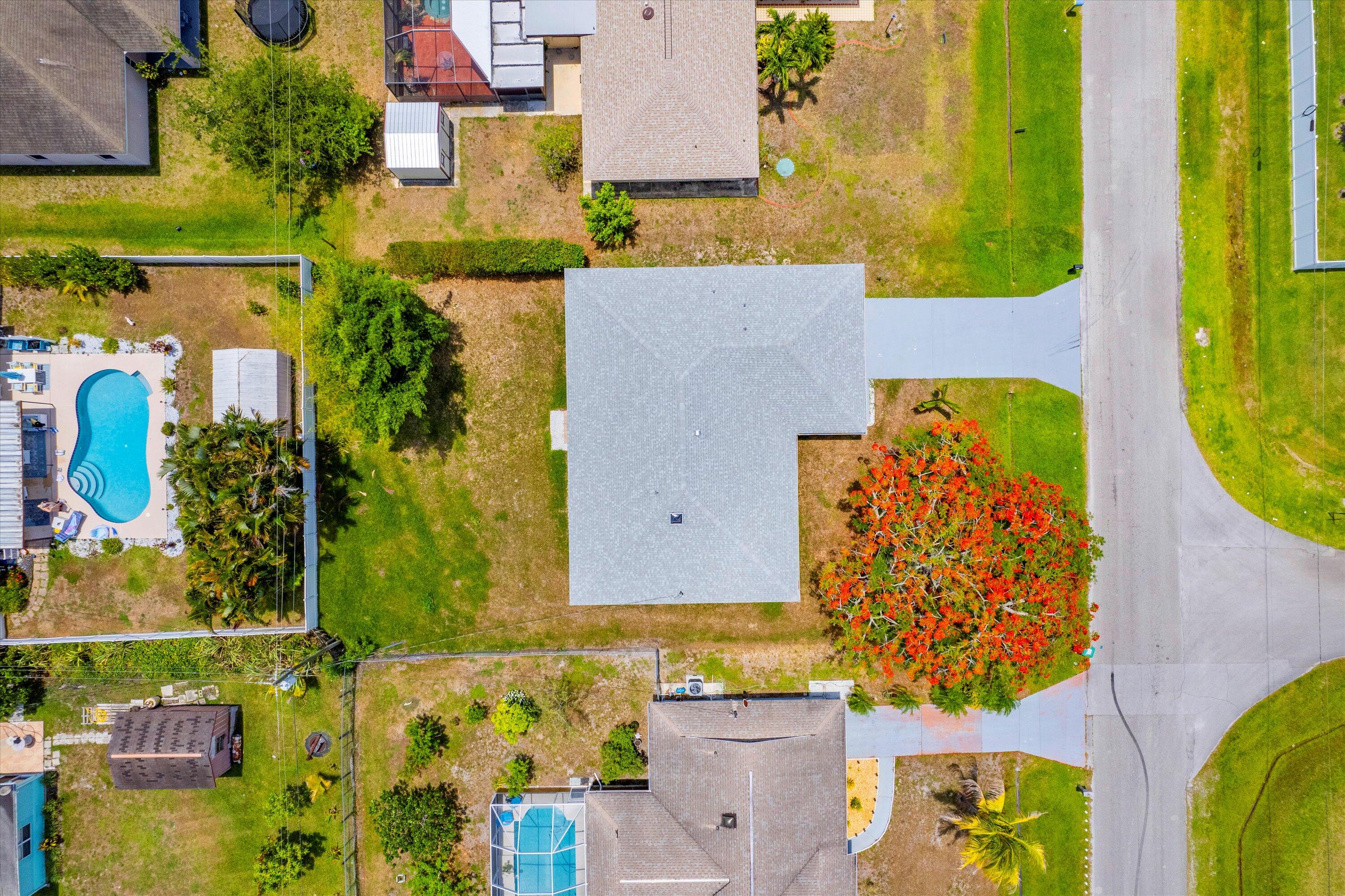 1991 Southwest Gemini Lane Port St. Lucie, FL 34984 - Photo 30 of 33 024