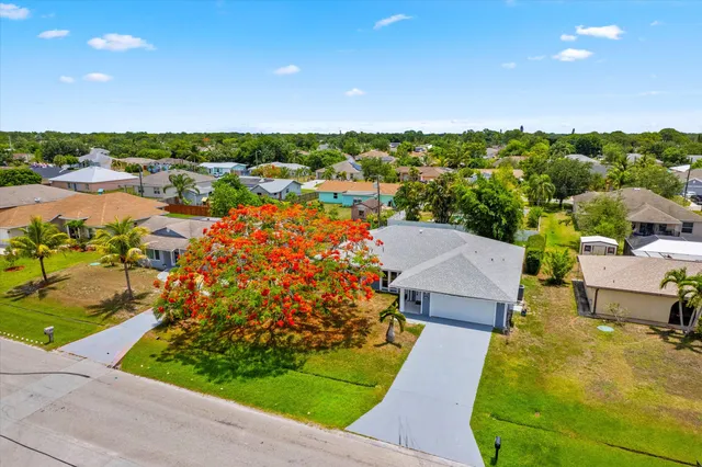 $3,000 | 1991 Southwest Gemini Lane, Port St. Lucie, FL 34984