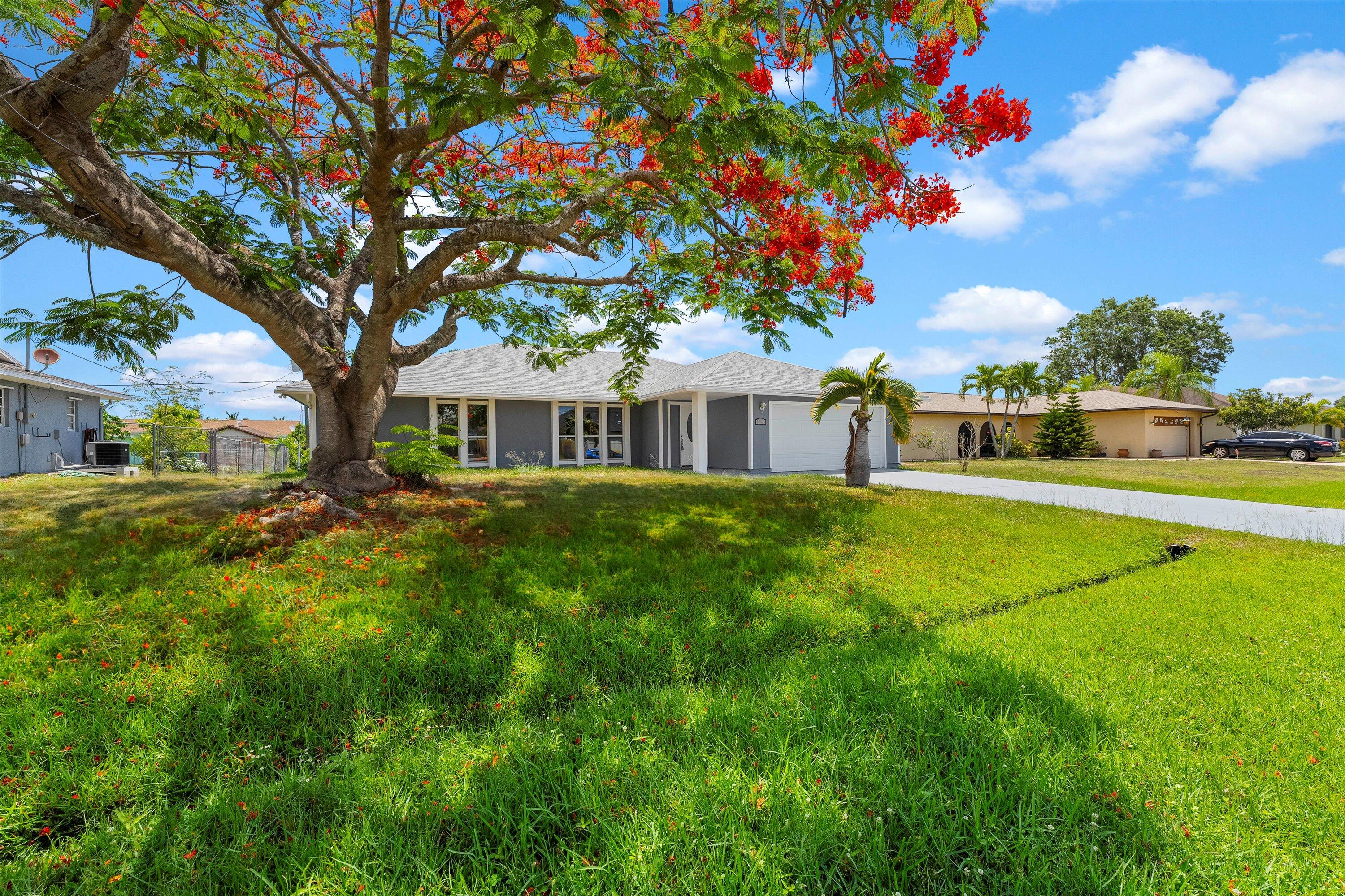 1991 Southwest Gemini Lane Port St. Lucie, FL 34984 - Photo 4 of 33 04-DSC06537-Edit