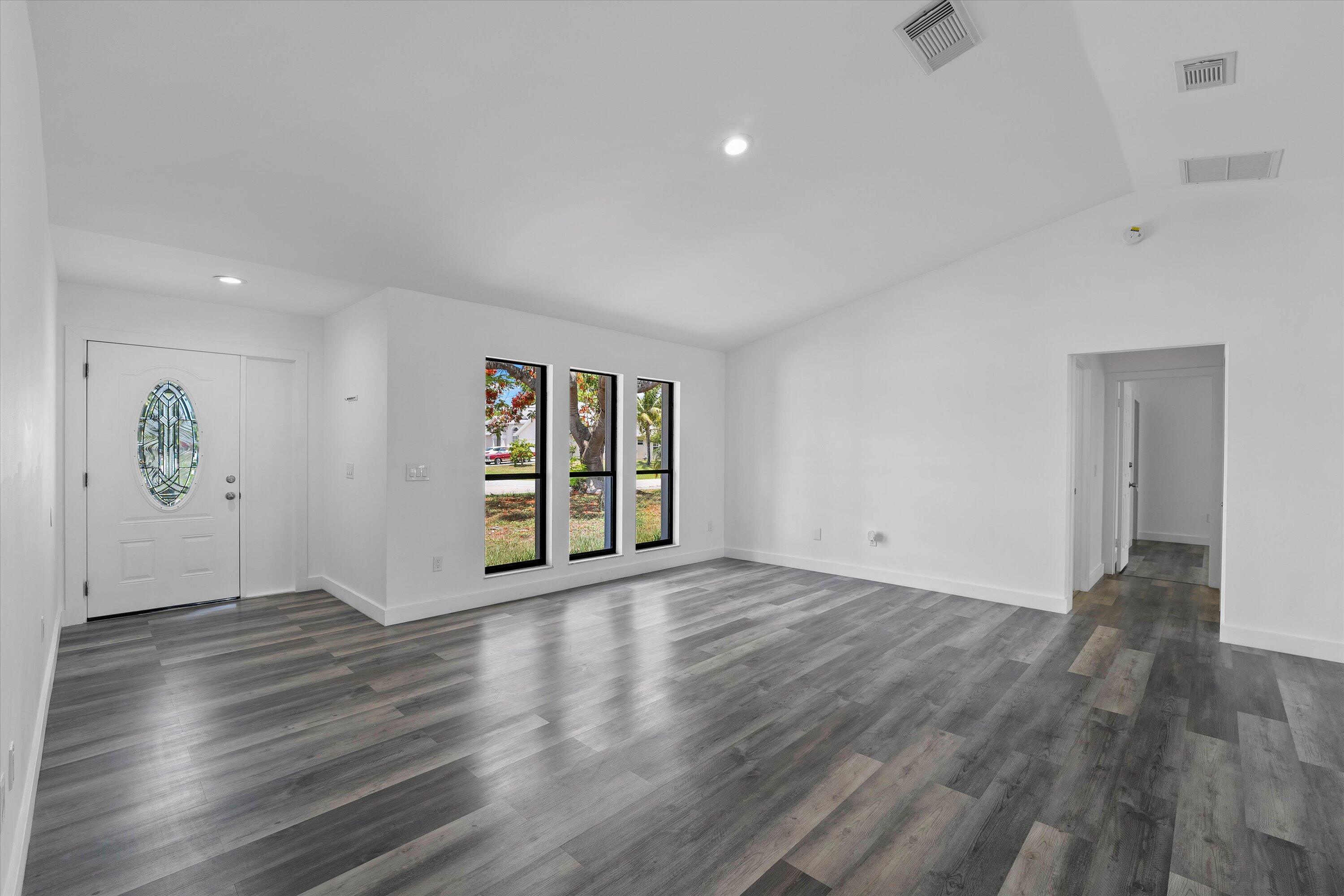 1991 Southwest Gemini Lane Port St. Lucie, FL 34984 - Photo 6 of 33 003a