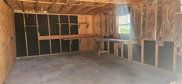 $177,500 | 485 Skyview Drive, Ellington, MO 63638