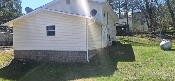 $177,500 | 485 Skyview Drive, Ellington, MO 63638