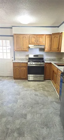 $177,500 | 485 Skyview Drive, Ellington, MO 63638