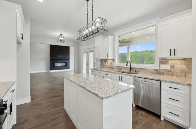 $839,900 | 657 Shetland Drive, Smyrna, TN 37167