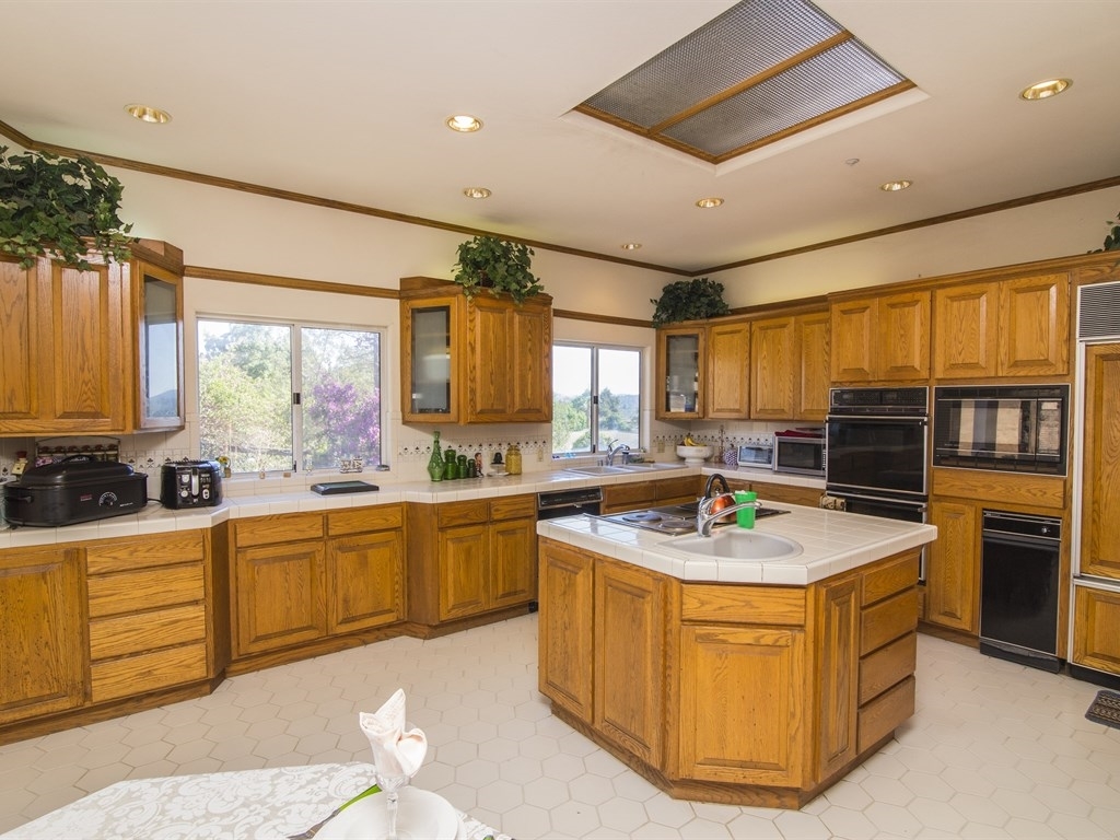 1814 Quicker Road El Cajon, CA 92021 - Photo 13 of 25 Gallery Image 13