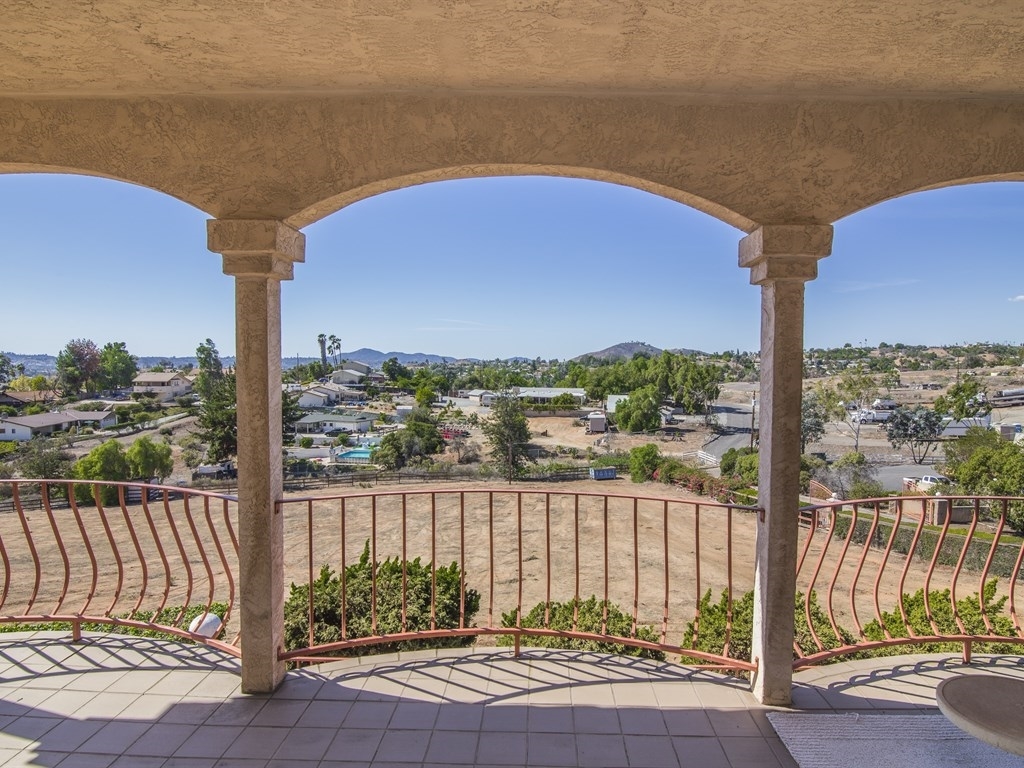 1814 Quicker Road El Cajon, CA 92021 - Photo 8 of 25 Gallery Image 8