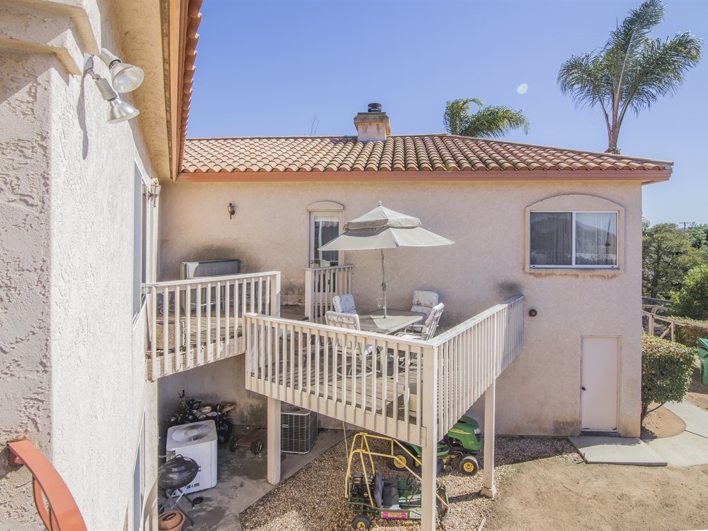 1814 Quicker Road El Cajon, CA 92021 - Photo 9 of 25 Gallery Image 9