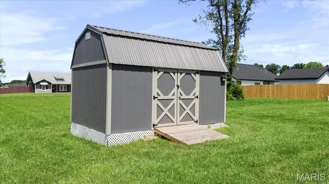 $310,000 | 2607 Mayfield Drive, Mountain Grove, MO 65711