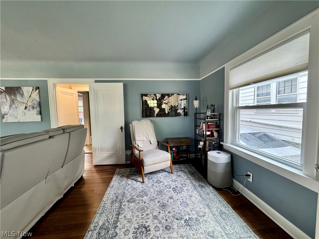 1163 Oxford Road Cleveland Heights, OH 44121 - Photo 4 of 28