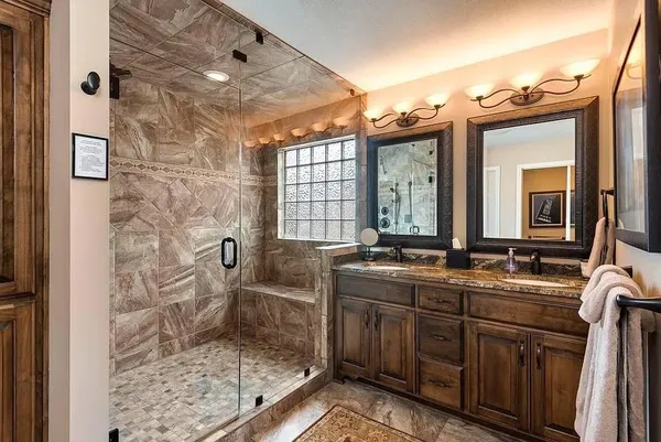 $460,000 | 7230 Northwest 85th Terrace, Kansas City, MO 64153