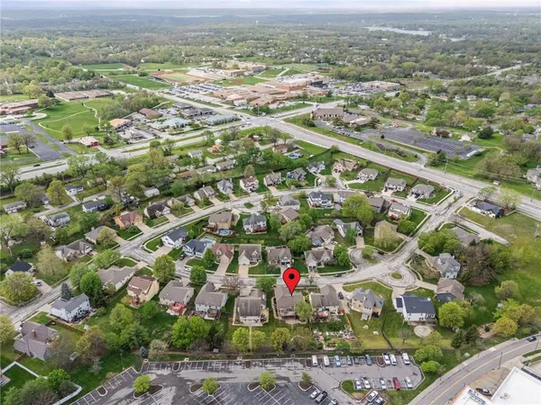 $460,000 | 7320 Northwest 85th Terrace, Kansas City, MO 64153
