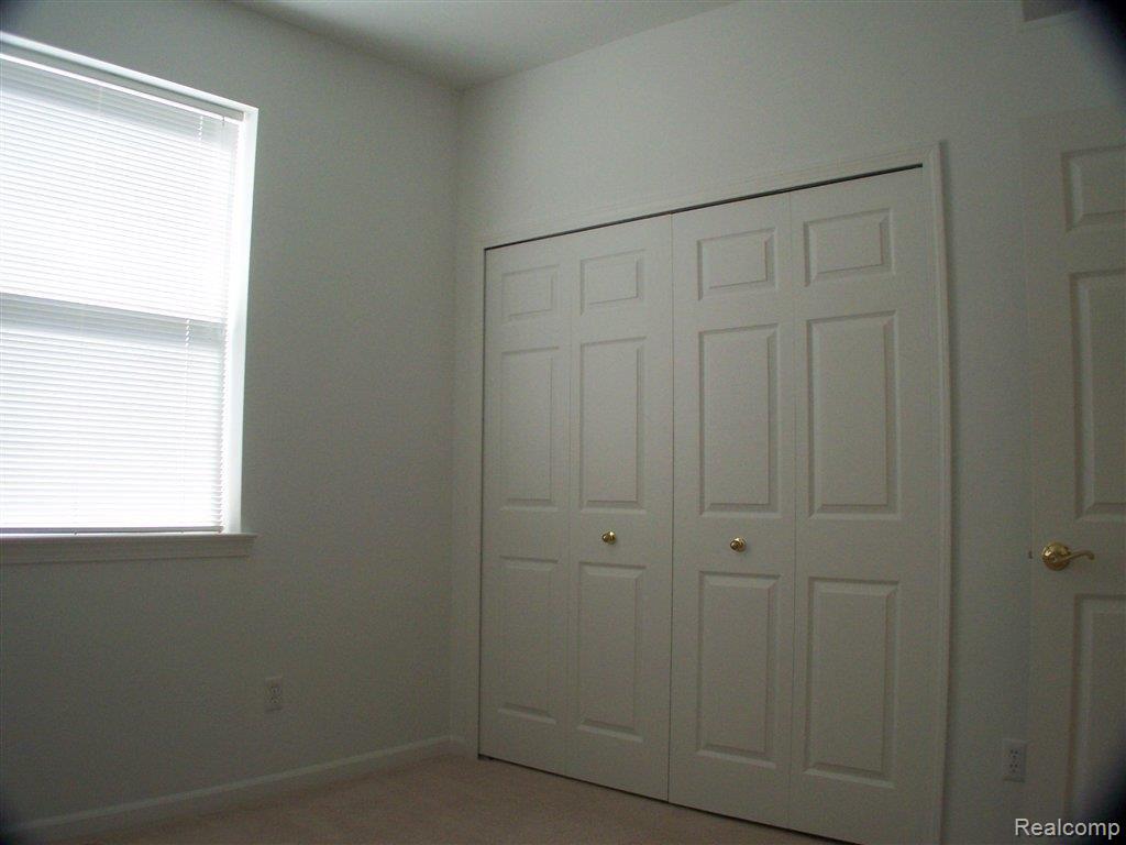 70 Eagle Ridge Road Lake Orion, MI 48360 - Photo 10 of 17 BDR3_10x10.jpg