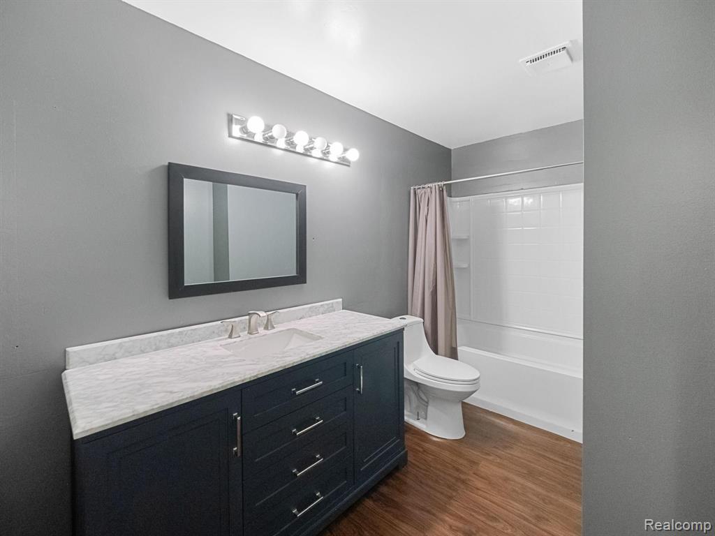 736 Kirkton Court Rochester Hills, MI 48307 - Photo 25 of 48