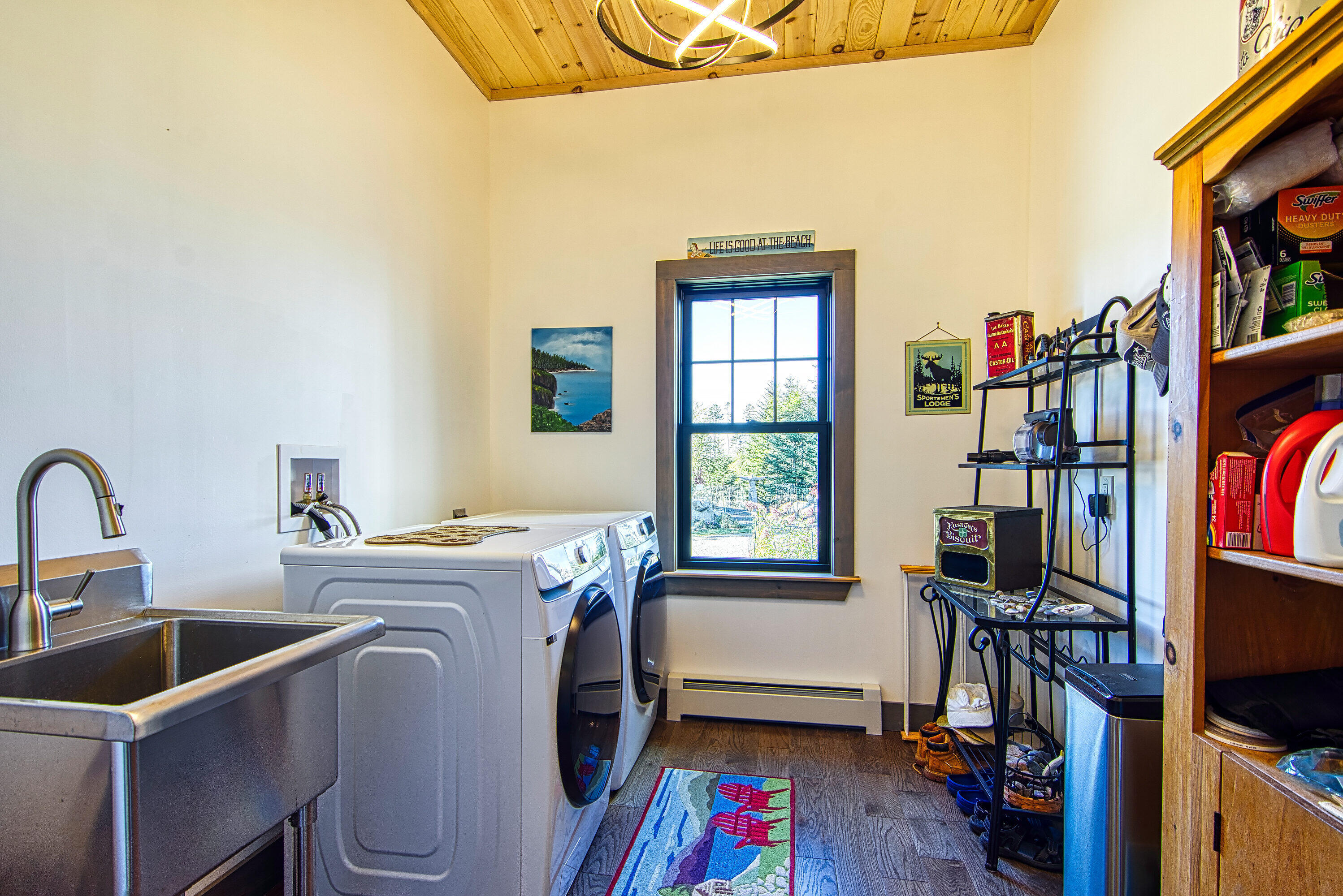 49 Peninsula Shore Road Gouldsboro, ME 04624 - Photo 44 of 58 49 Peninsula Shores laundry