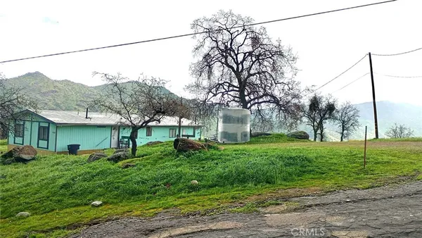 $179,000 | 35616 Arrowhead Lane, Squaw Valley, CA 93675