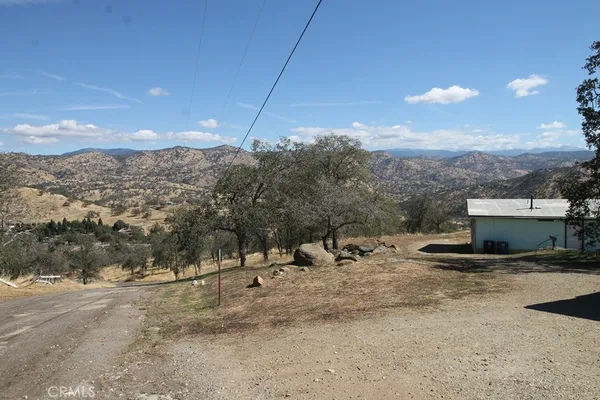 $179,000 | 35616 Arrowhead Lane, Squaw Valley, CA 93675