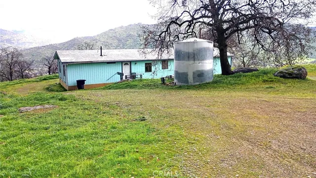 $179,000 | 35616 Arrowhead Lane, Squaw Valley, CA 93675