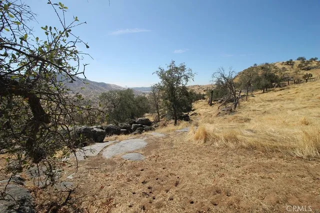 $179,000 | 35616 Arrowhead Lane, Squaw Valley, CA 93675