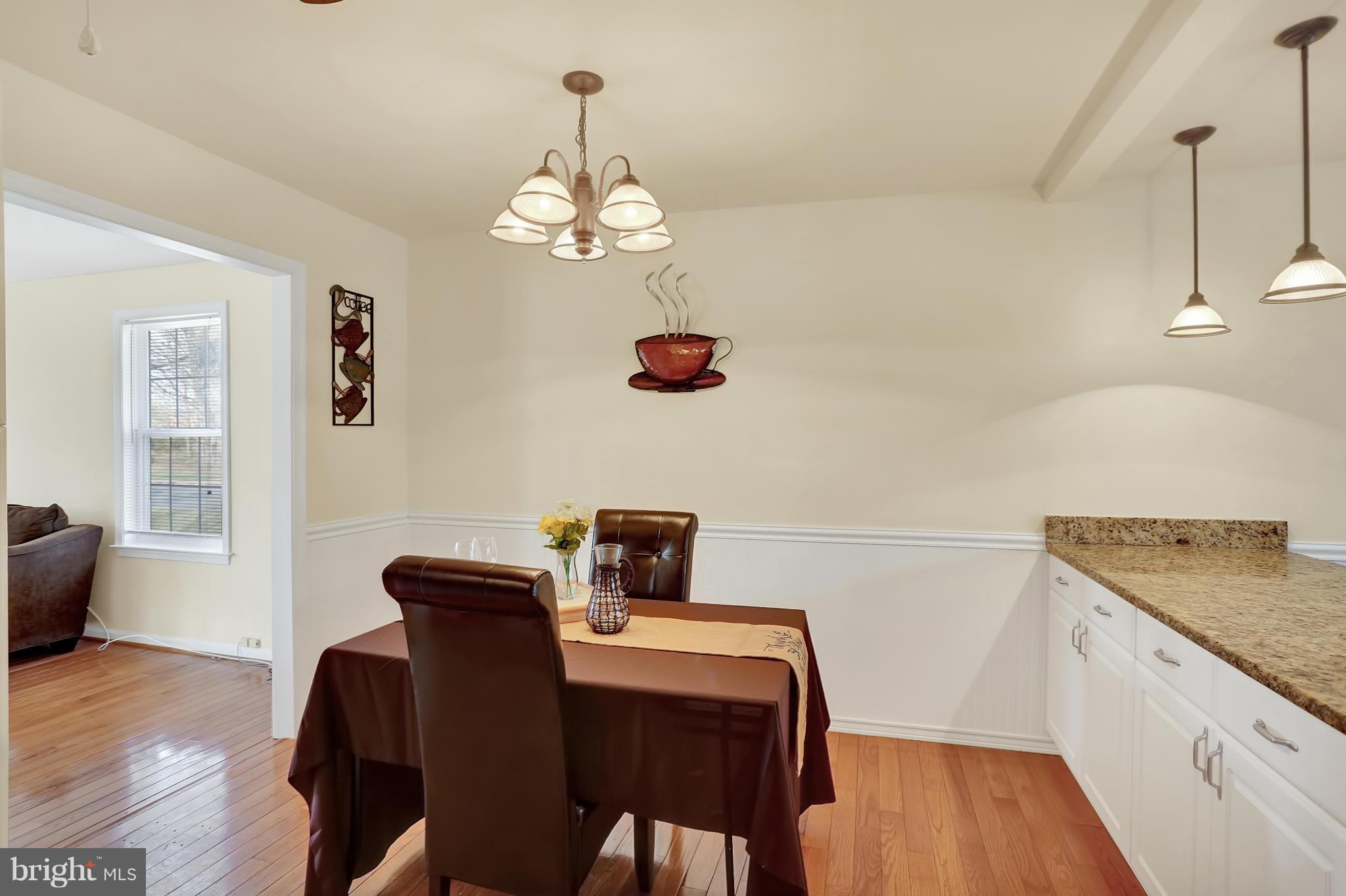 143 Choptank Road Stafford, VA 22556 - Photo 10 of 30 Granite topped peninsula - perfect serving space