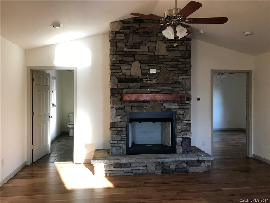 399 Hunters Ridge Road, Unit 19 Mills River, NC 28759 - Photo 6 of 9 Gallery Image 6
