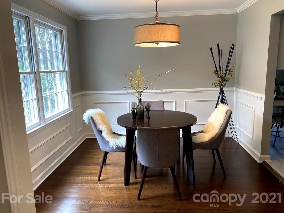 5726 Sharon Road Charlotte, NC 28210 - Photo 8 of 22 Gallery Image 8