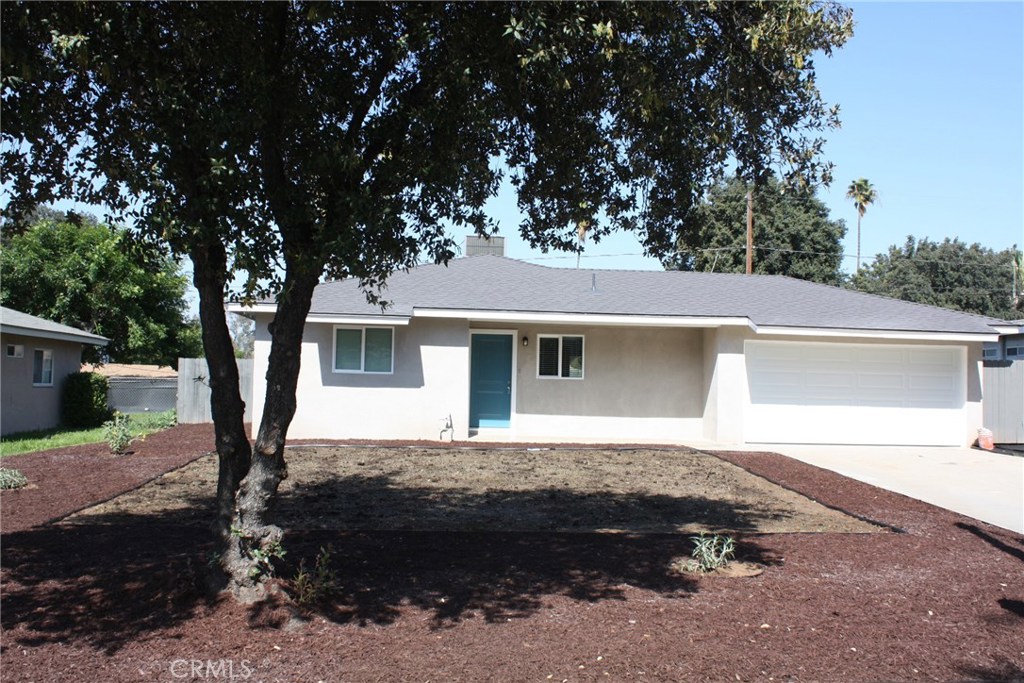 3035 Kathleen Street Riverside, CA 92506 - Photo 2 of 48