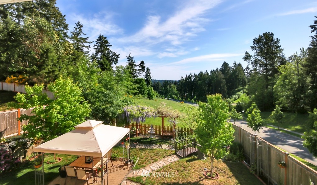 1301 Foreman Road DuPont, WA 98327 - Photo 4 of 23