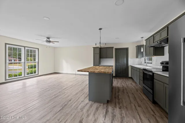 $1,750 | 116 Shepard Street, Havelock, NC 28532