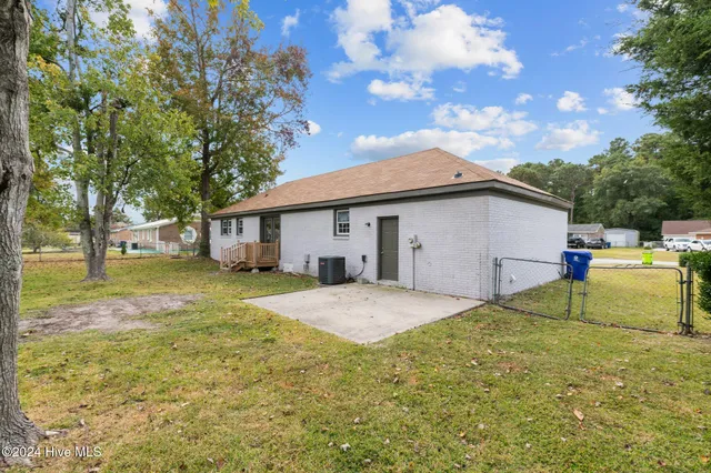 $1,750 | 116 Shepard Street, Havelock, NC 28532