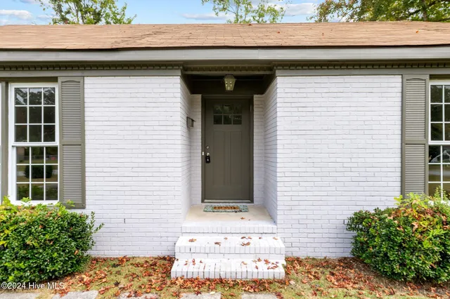 $1,750 | 116 Shepard Street, Havelock, NC 28532