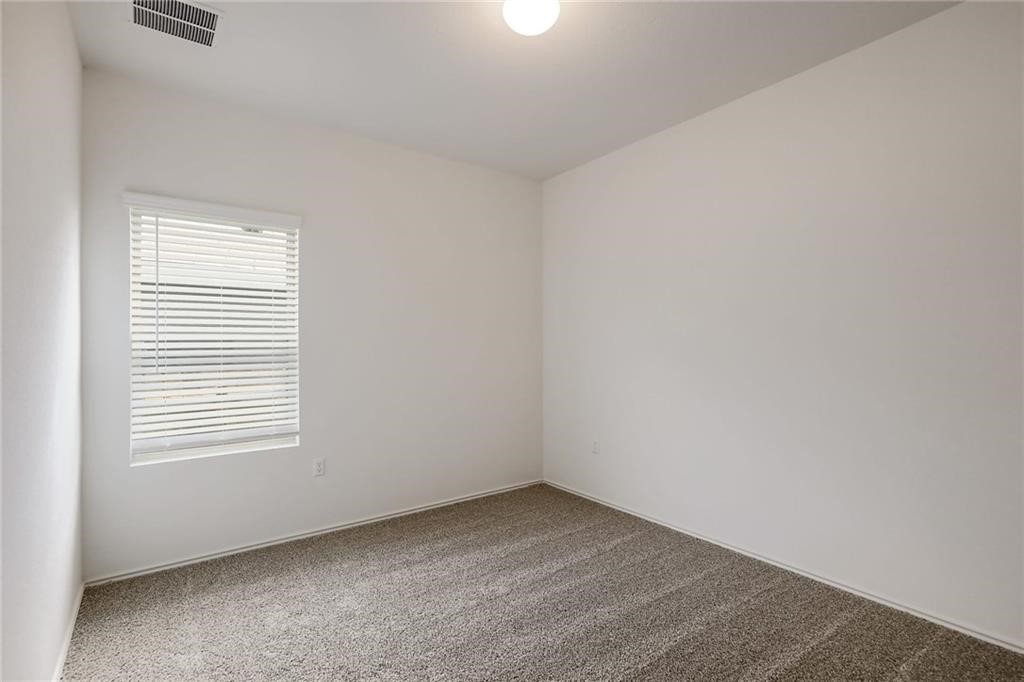 7109 Spirit Hill Road Austin, TX 78744 - Photo 17 of 24