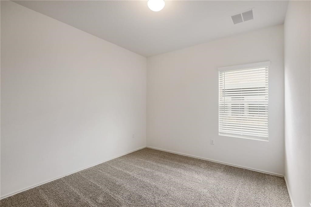 7109 Spirit Hill Road Austin, TX 78744 - Photo 19 of 24