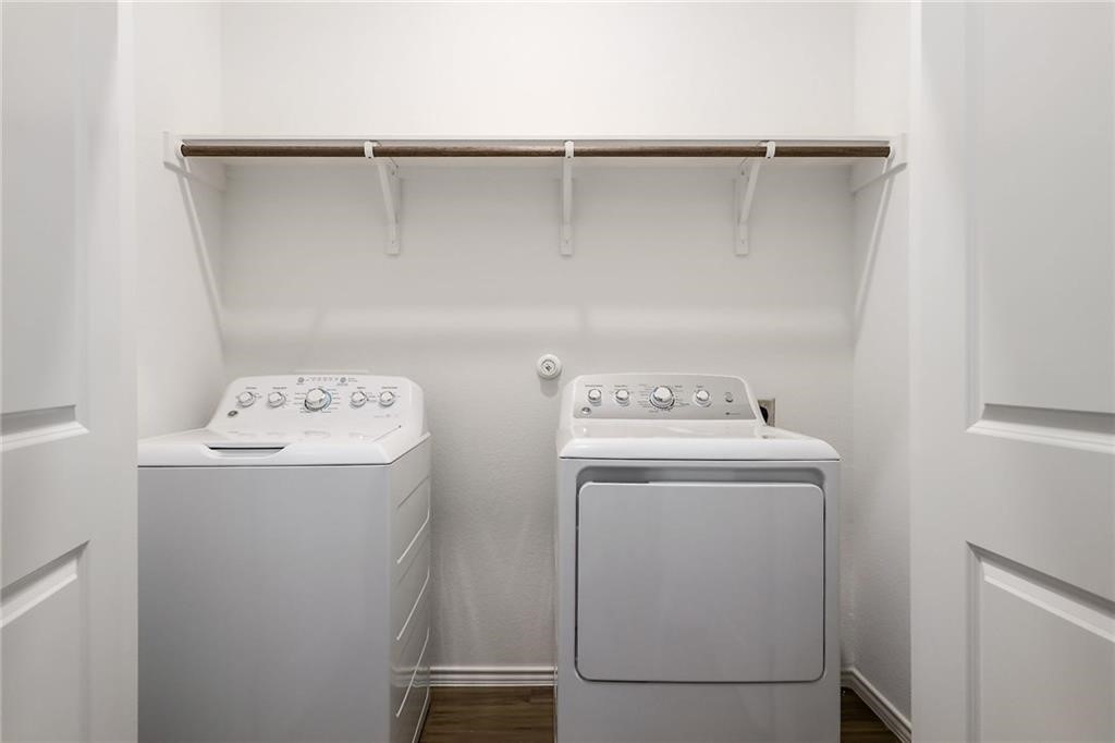 7109 Spirit Hill Road Austin, TX 78744 - Photo 21 of 24