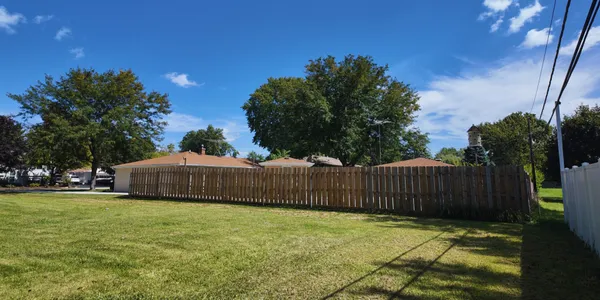 $115,000 | 2408 Chestnut Street, Joliet, IL 60435