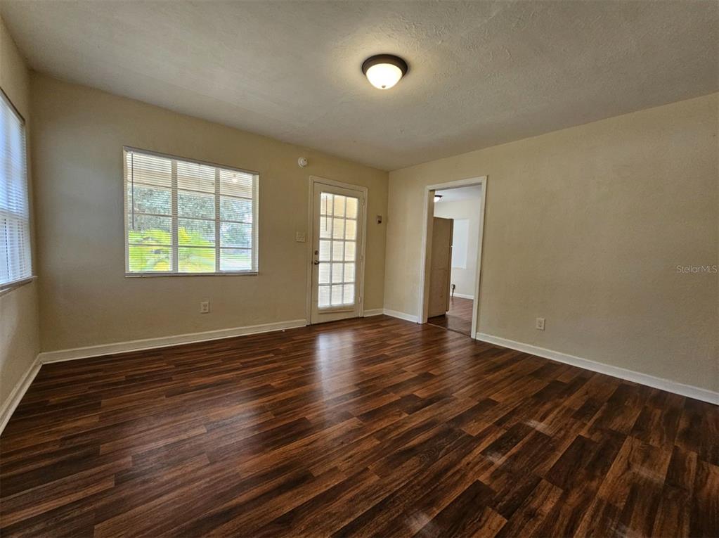 1516 Holly Road Lakeland, FL 33801 - Photo 6 of 21