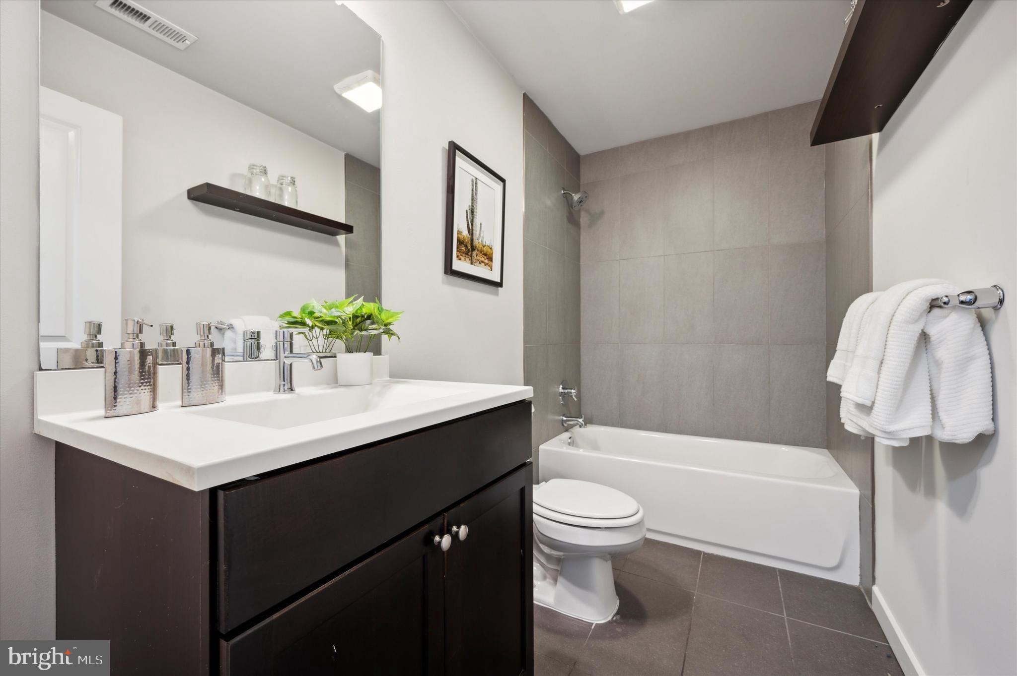 1608 Ridge Avenue, Unit 203 Philadelphia, PA 19130 - Photo 21 of 30