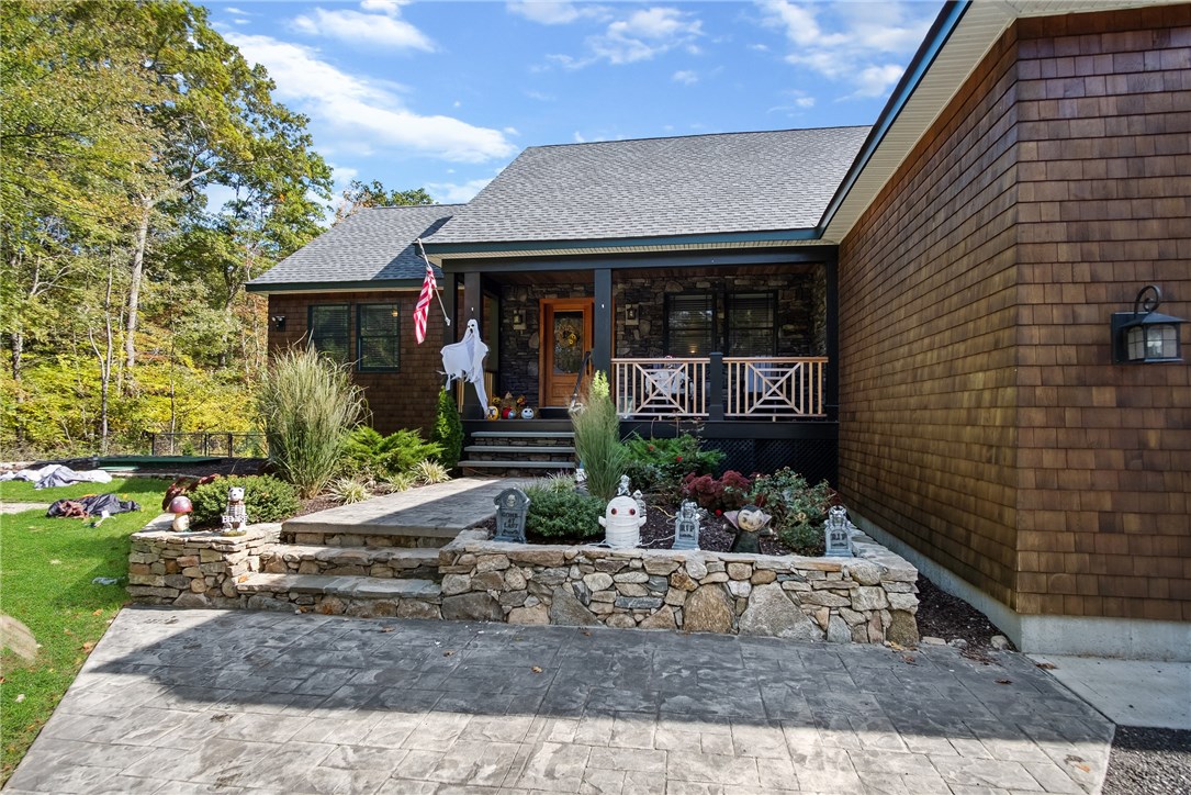 220 John Tillinghast Road Coventry, RI 02827 - Photo 38 of 40