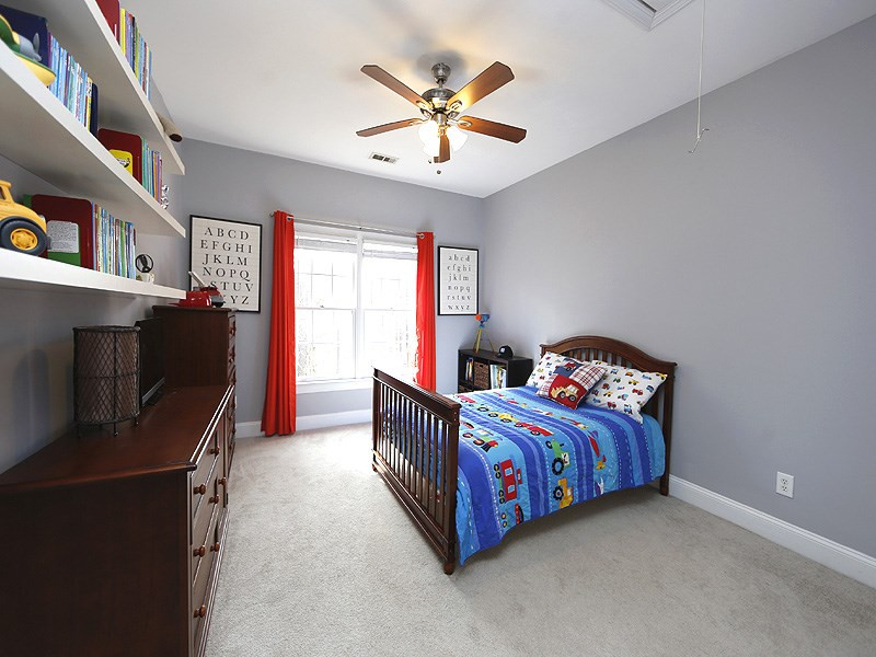 5305 Back Sail Court Raleigh, NC 27613 - Photo 12 of 18 Secondary bedroom..good size..nice closet space. Bedroom