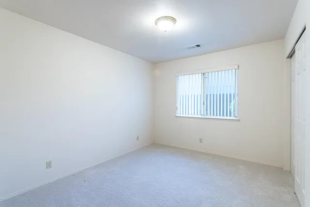 $389,900 | 3085 Seminole Drive, Redding, CA 96001