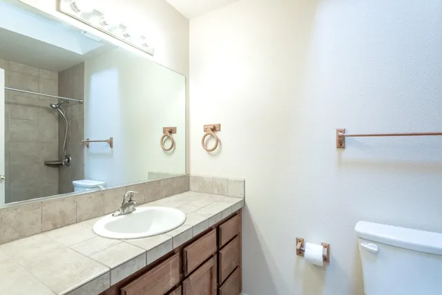 $389,900 | 3085 Seminole Drive, Redding, CA 96001