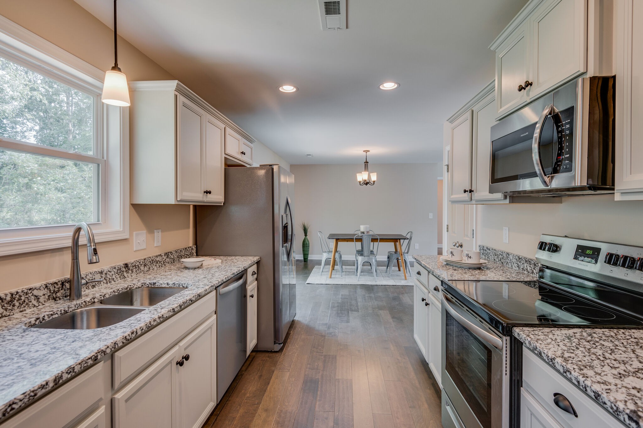 113 Mangrum Road Bon Aqua, TN 37025 - Photo 6 of 33 Gallery Image 6