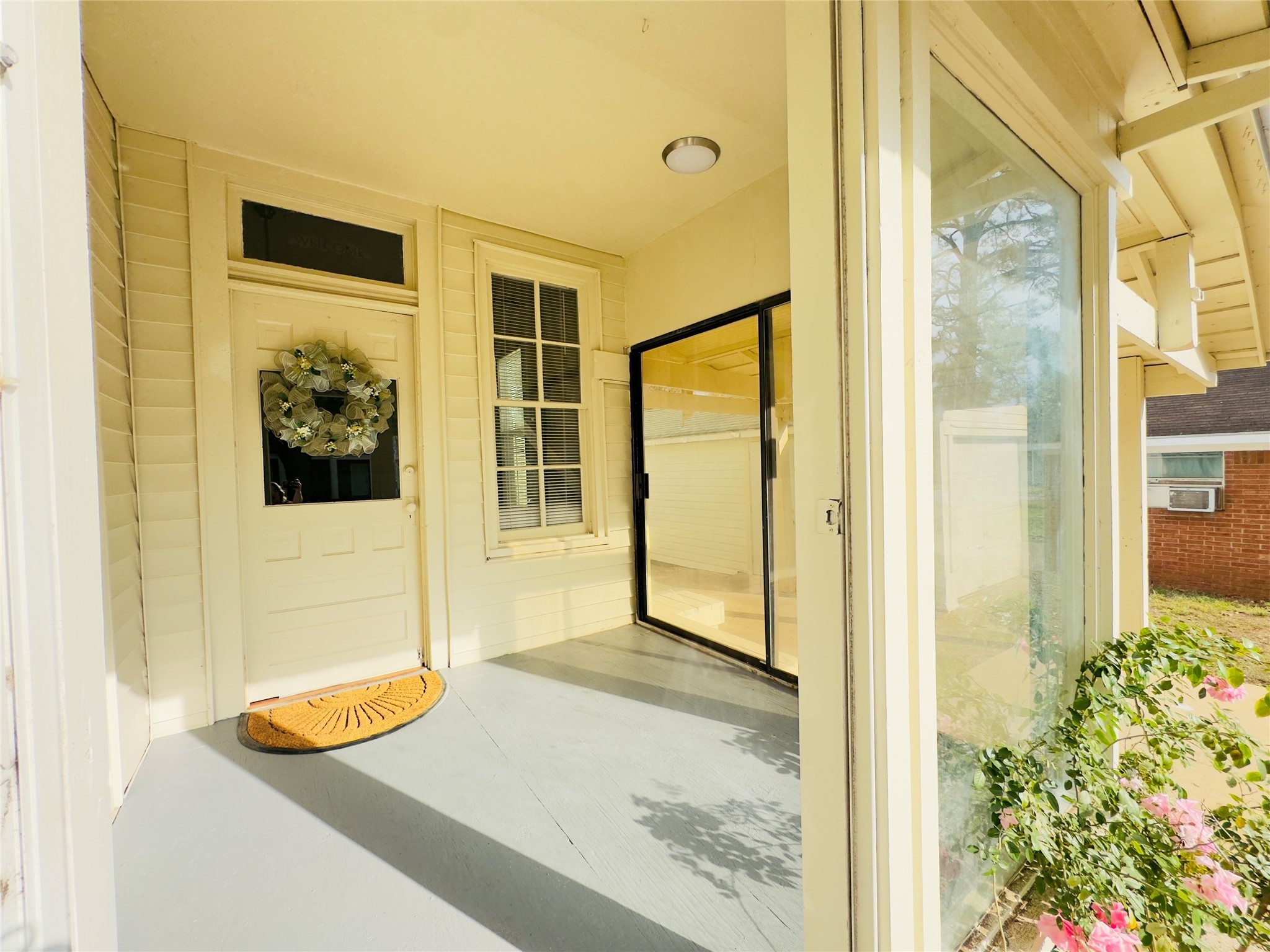 409 Botts Street Brenham, TX 77833 - Photo 2 of 20