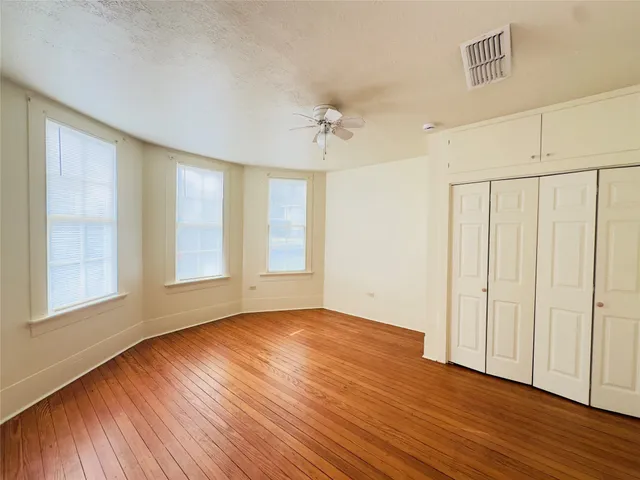 $1,650 | 409 Botts Street, Brenham, TX 77833