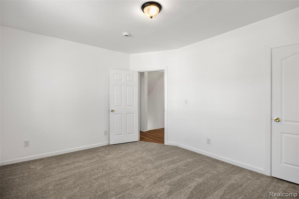 737 Webb Street Detroit, MI 48202 - Photo 21 of 40
