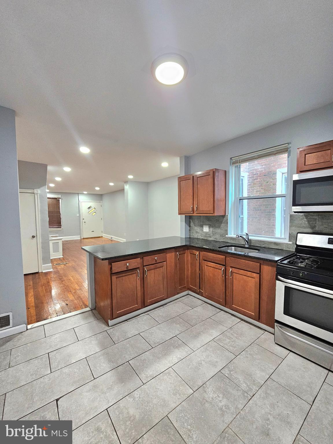 6015 Walnut Street Philadelphia, PA 19139 - Photo 5 of 14