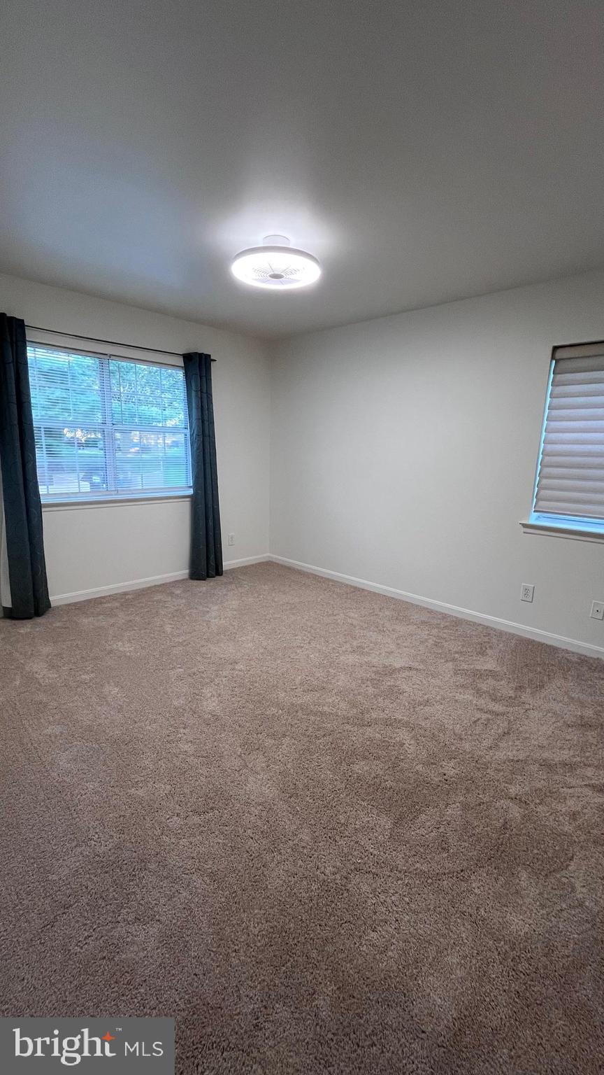 5904 Cove Landing Road, Unit 301 Burke, VA 22015 - Photo 20 of 42 Master Bedroom