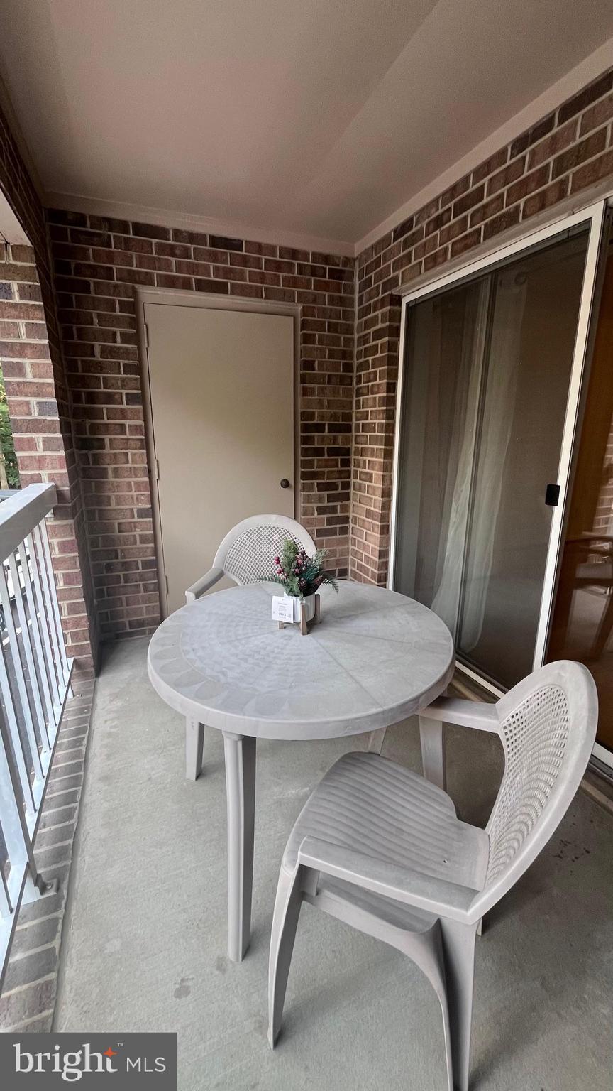 5904 Cove Landing Road, Unit 301 Burke, VA 22015 - Photo 33 of 42