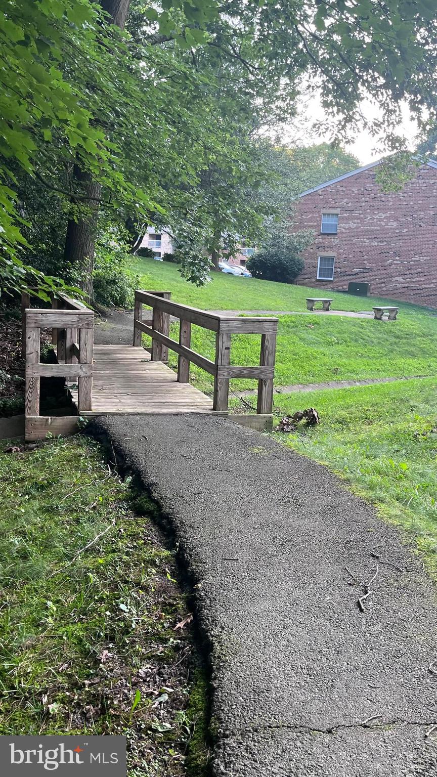 5904 Cove Landing Road, Unit 301 Burke, VA 22015 - Photo 36 of 42